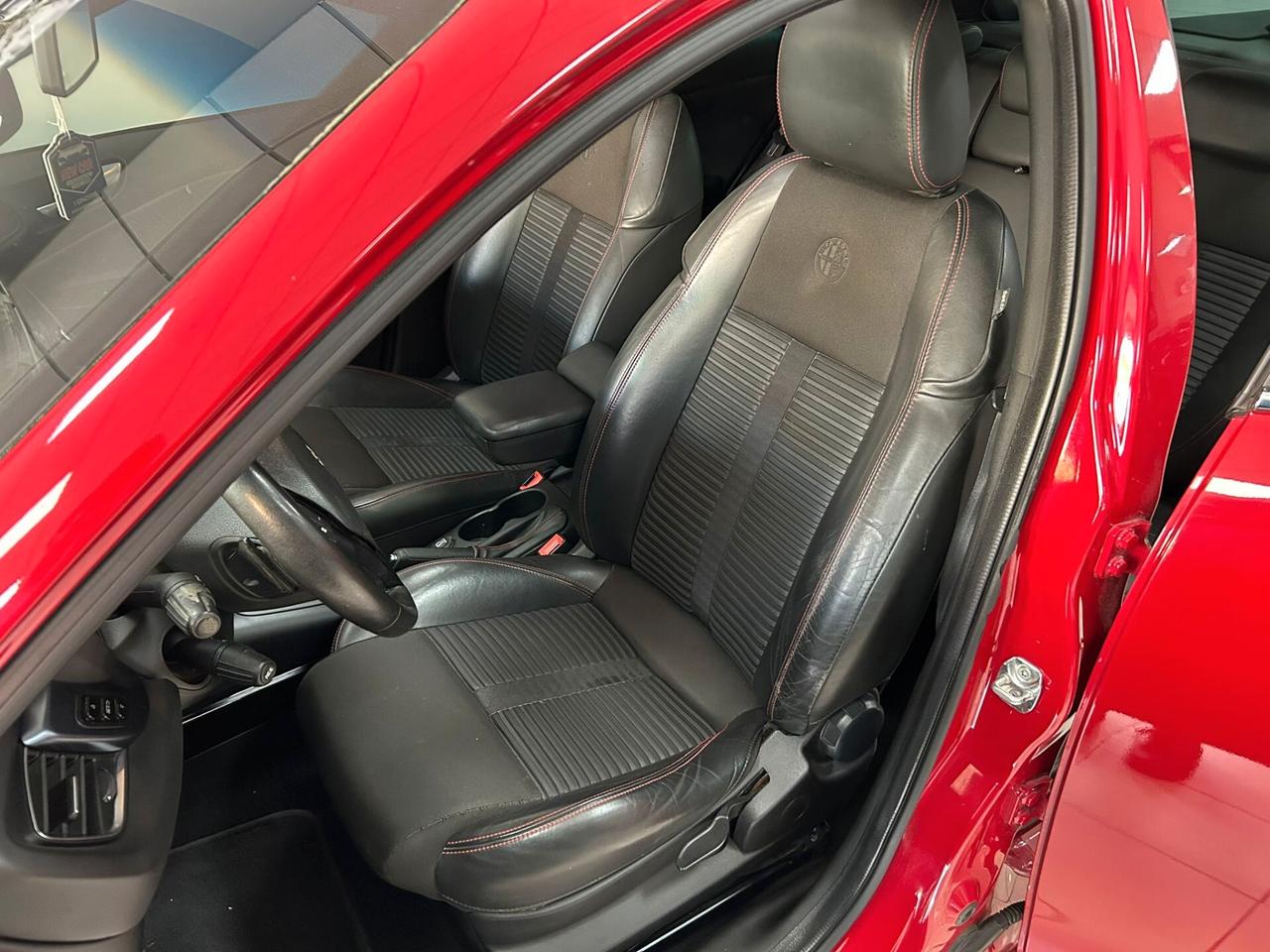 Alfa Romeo Giulietta 1.4 Turbo MultiAir TCT Distinctive