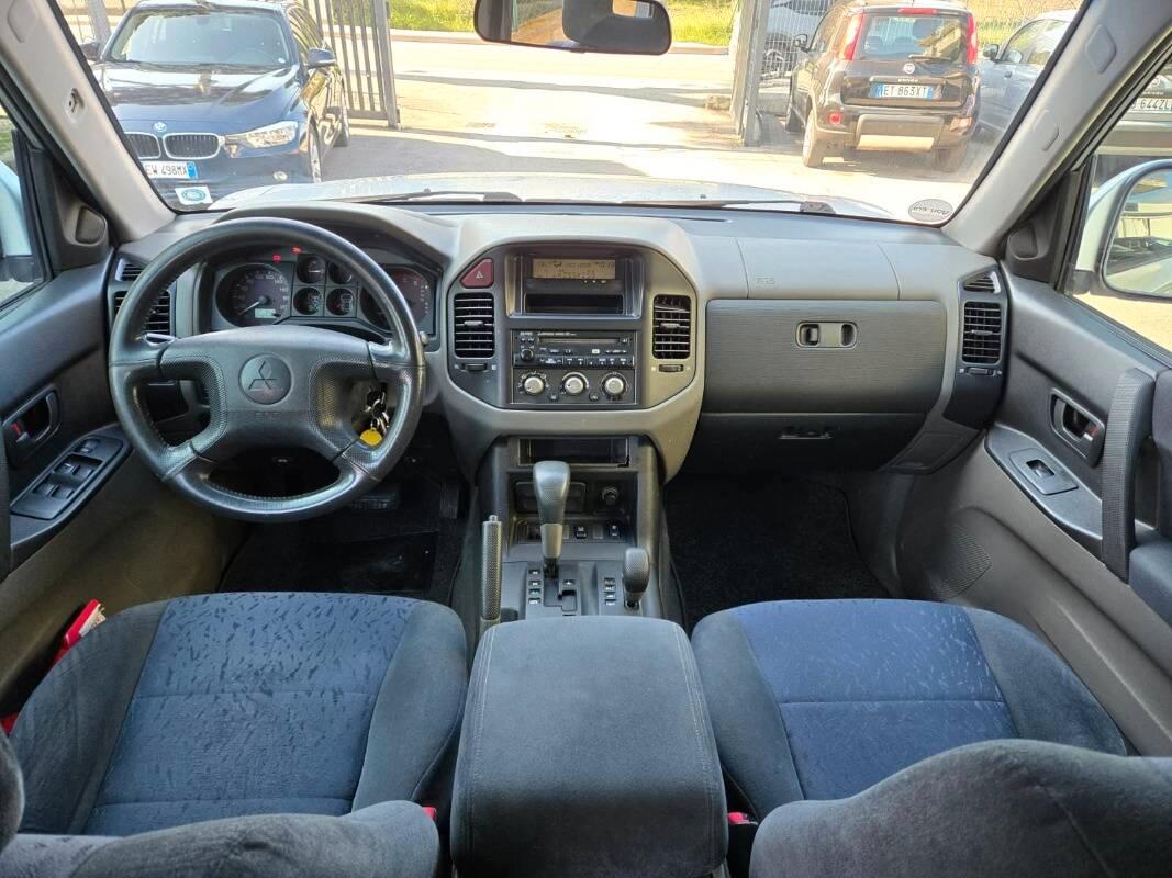 Mitsubishi Pajero Pajero 3.2 tdi 16v di-d GLS-2 wagon auto