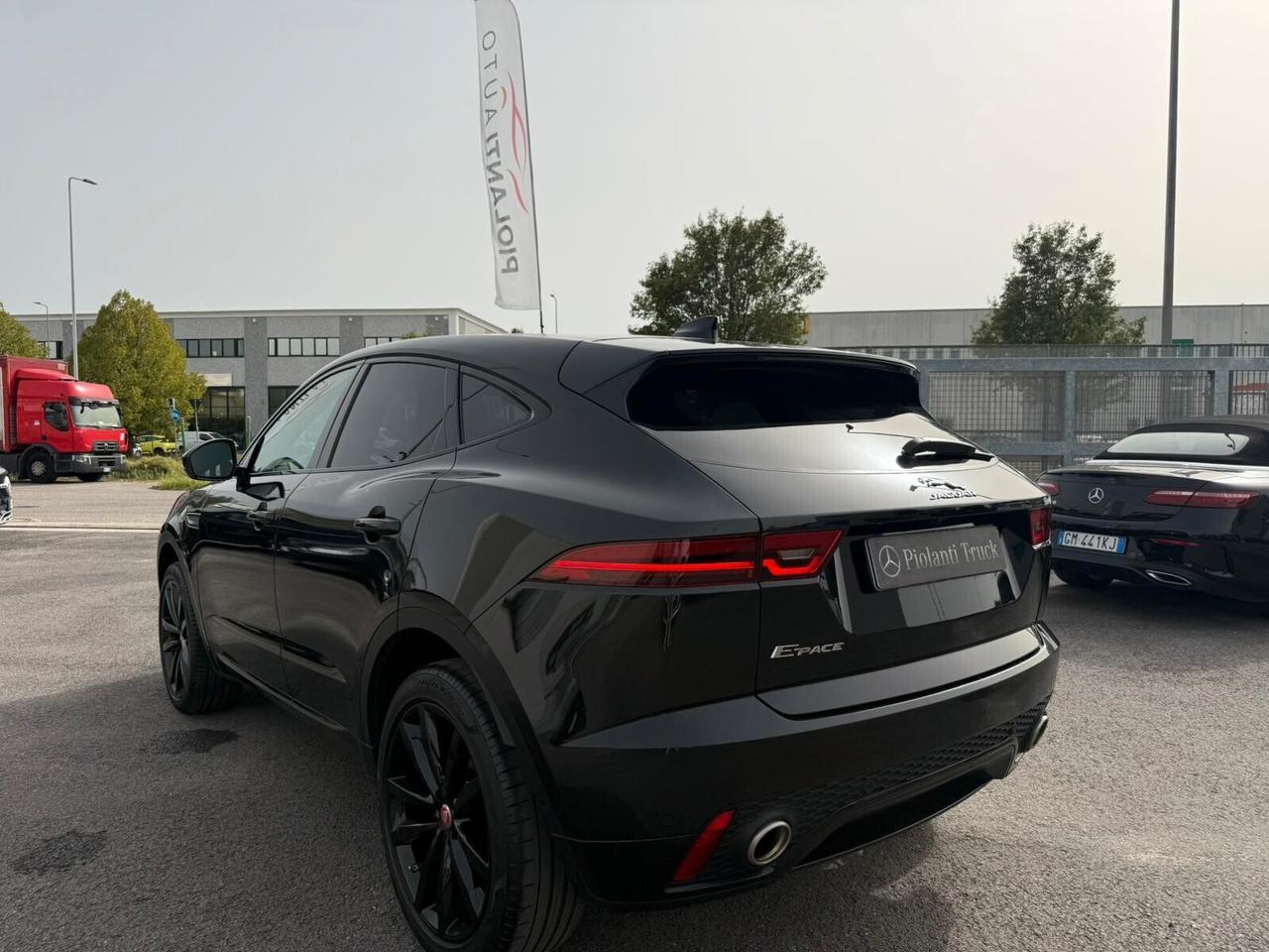 Jaguar E-Pace 2.0 249 CV AWD aut. R-Dynamic HSE