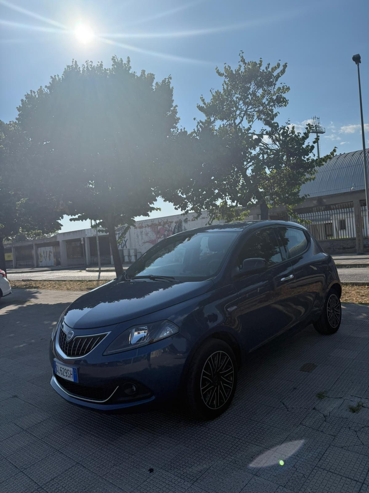 Lancia Ypsilon 1.0 FireFly 5 porte S&S Hybrid Ecochic UnYca