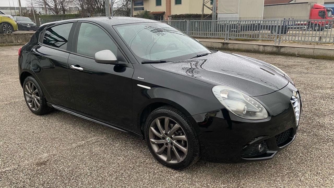 Alfa Romeo Giulietta 1.6 JTDm-2 105 CV Veloce