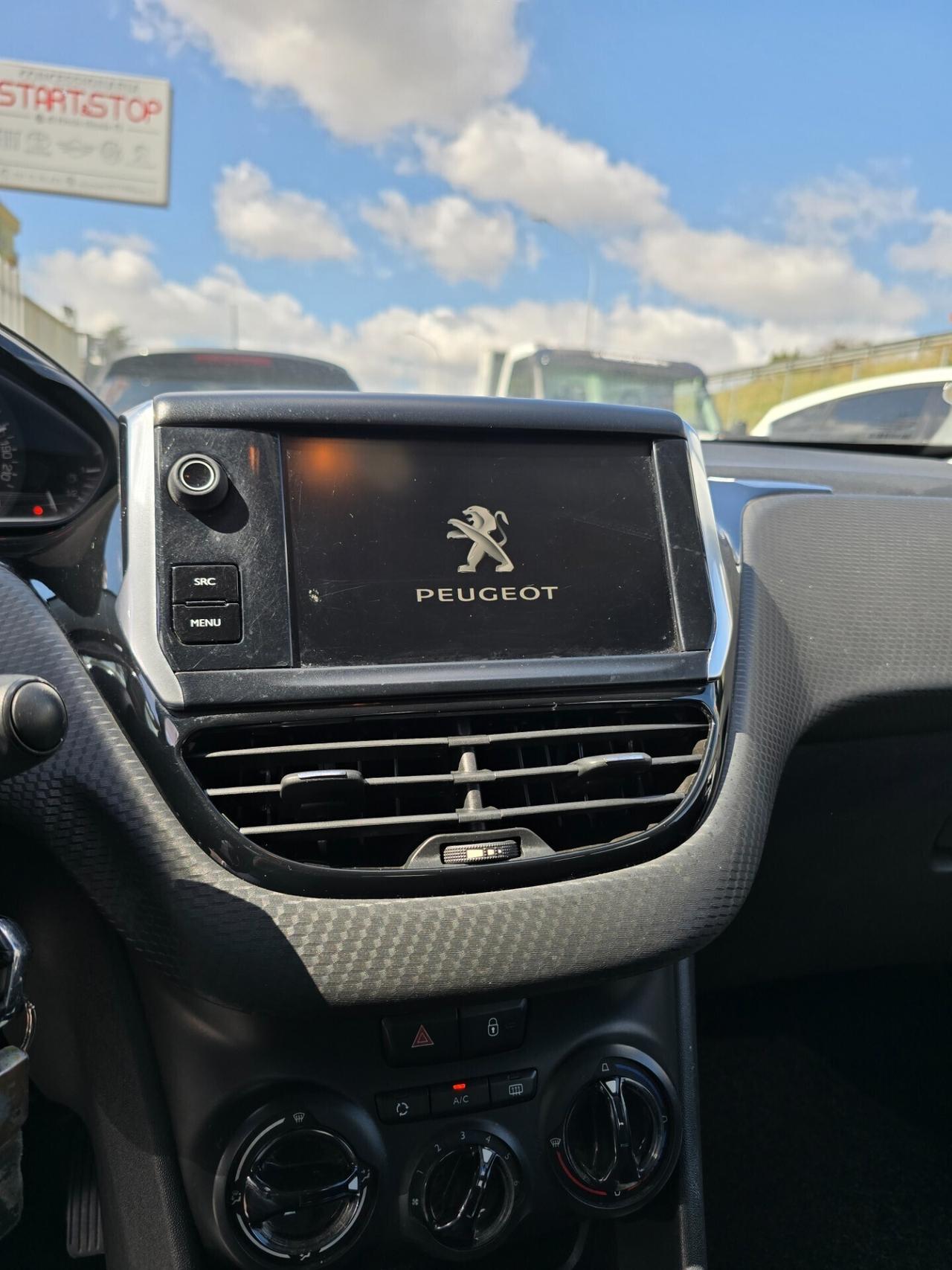 Peugeot 2008 PureTech 82 Allure