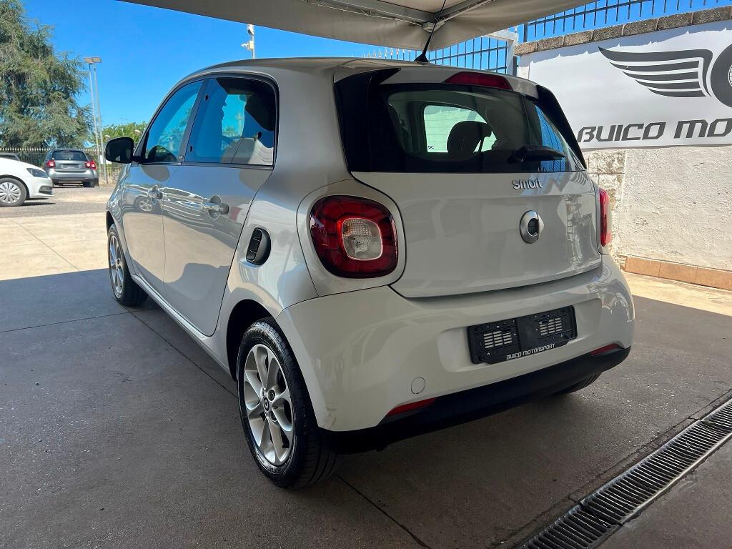 Smart Forfour 1.0 71 CV Passion - Bellissima!