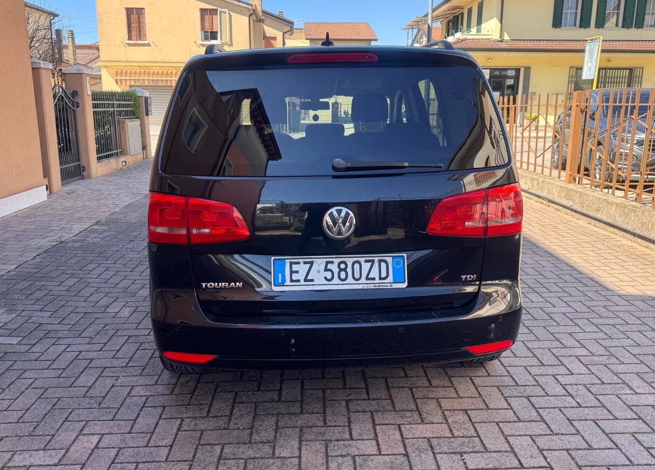 Volkswagen Touran 1.6 TDI 7 Posti Ok Neopatentati