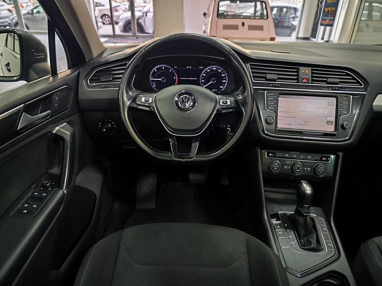Volkswagen Tiguan 2.0 TDI 150cv DSG RLINE TETTO UNICO PROPRIETARIO