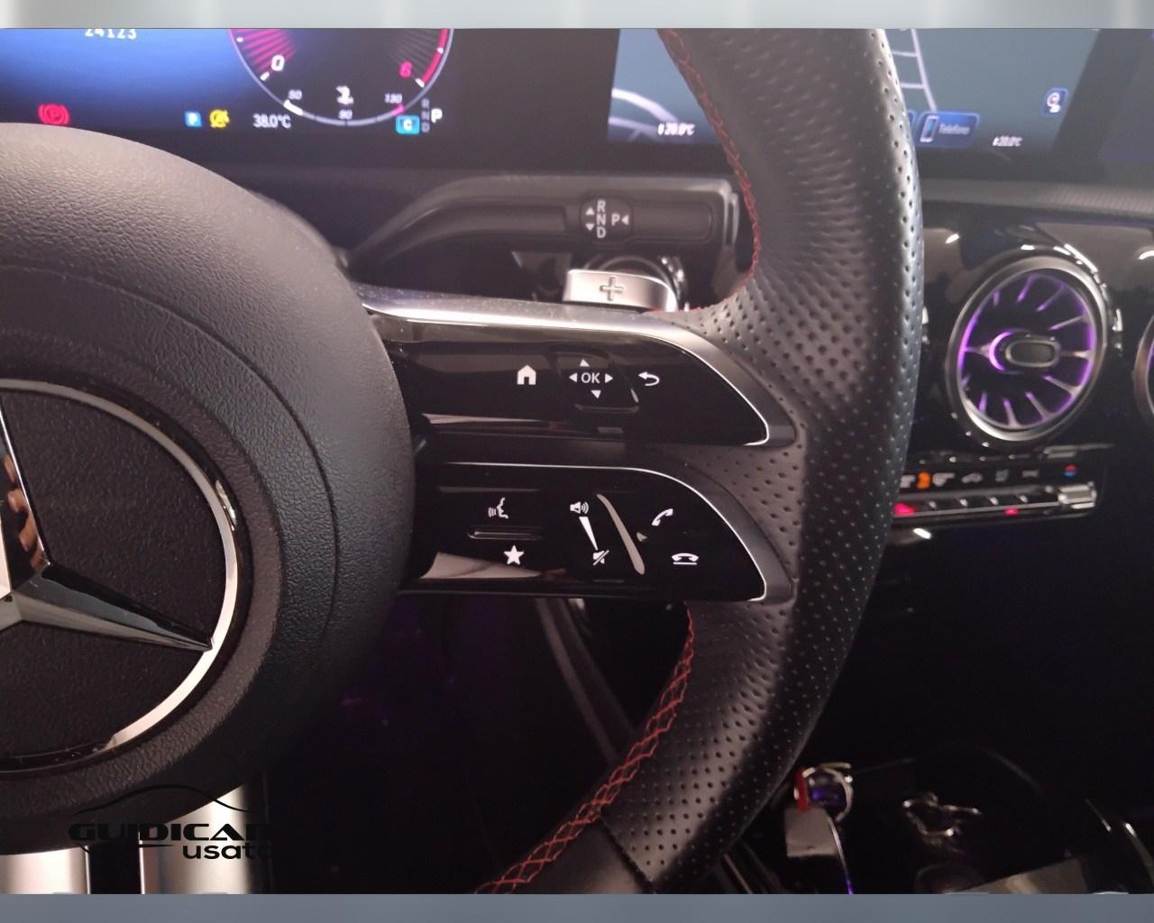 Mercedes-Benz Classe A - W177 2023 - A 180 d AMG Line Advanced Plus auto