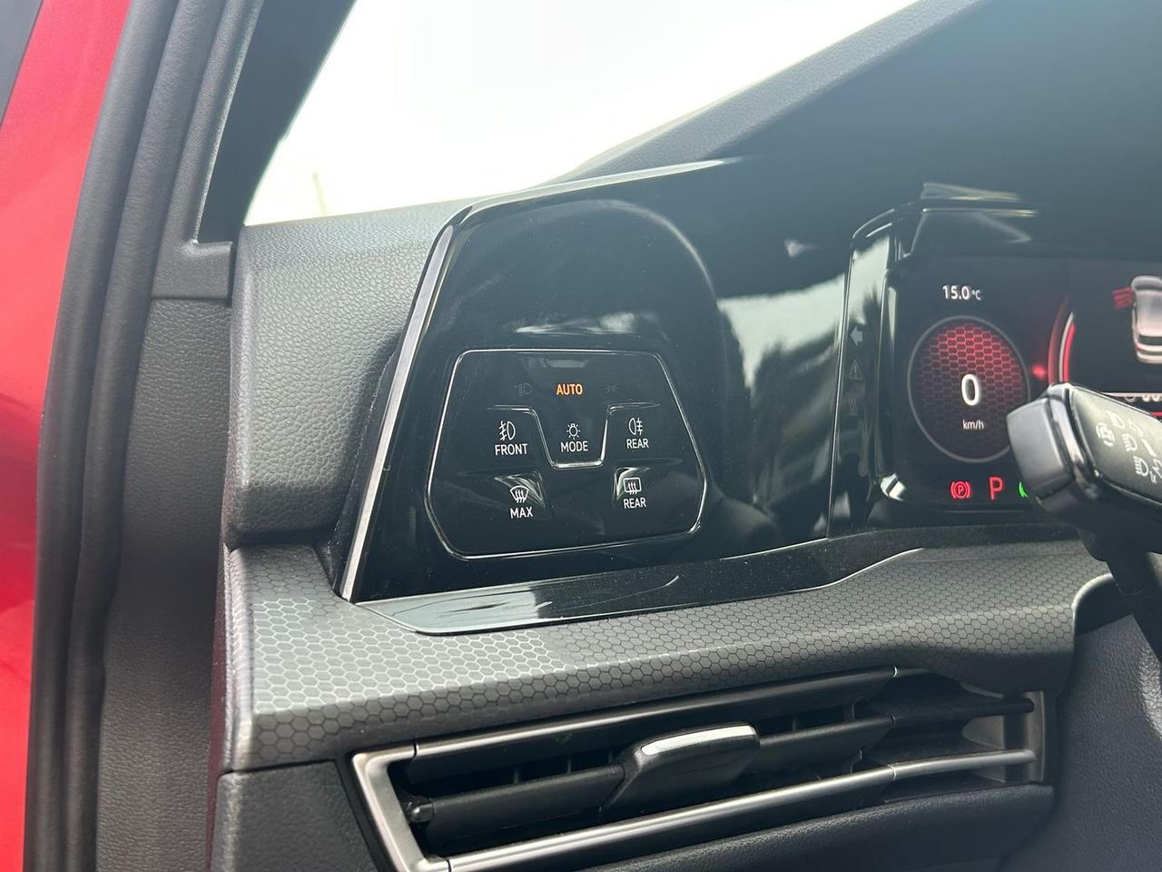 Volkswagen Golf GTI Ultimate 2.0 TSI GTI #9702