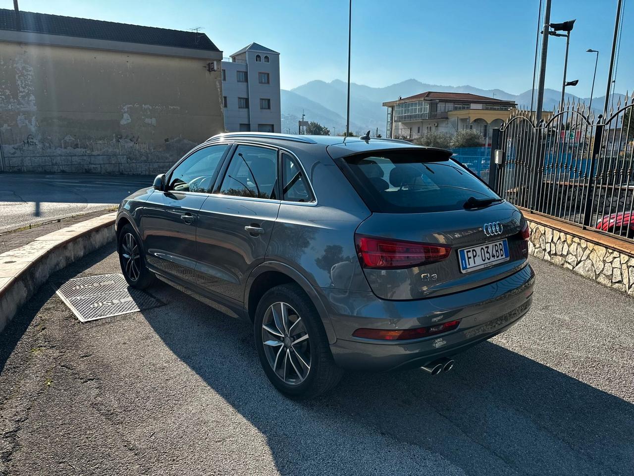 Audi Q3 2.0 TDI 150 CV S tronic Business