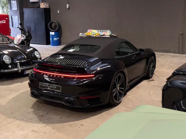 PORSCHE 911 Turbo S Cabriolet