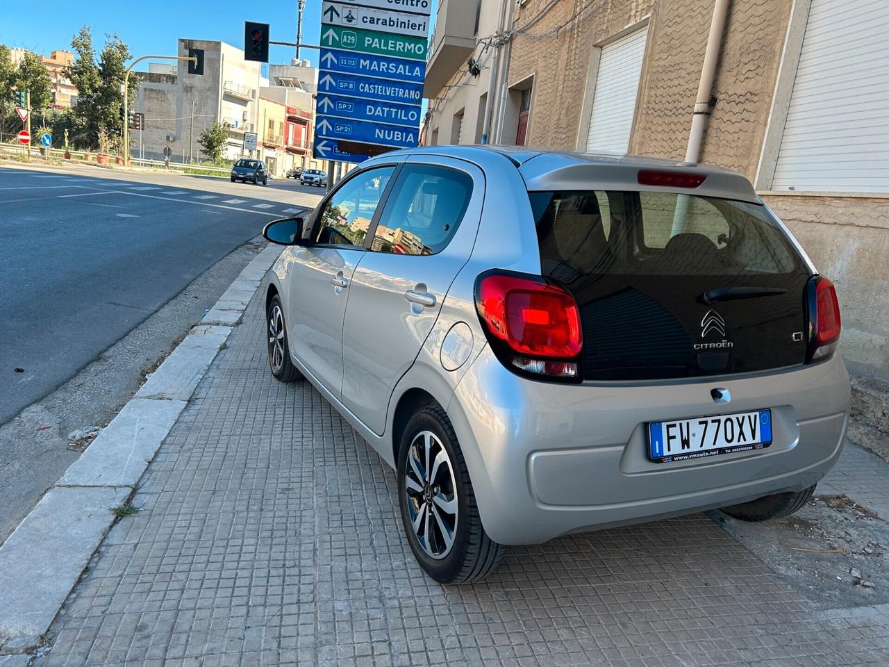 Citroen C1 VTi 72 ETG 5 porte Urban Ride