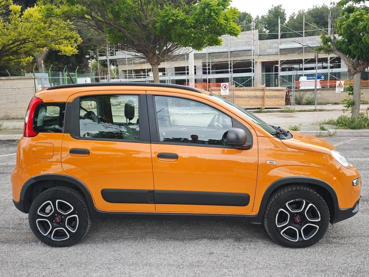 Fiat Panda 0.9 TwinAir Turbo Natural Power City cross Metano 85cv