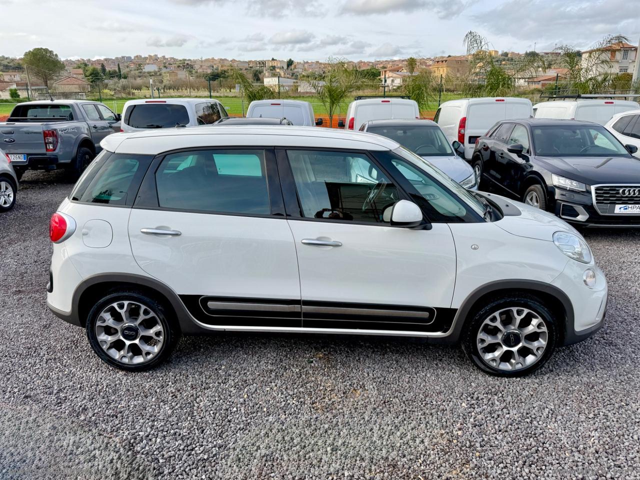 FIAT 500L 1.6 MJT 120CV Trekking PELLE CLIMA AUTOMATICO