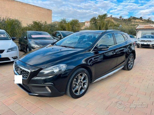 Volvo V40 Cross Country "Finanziabile Senza Busta Paga"