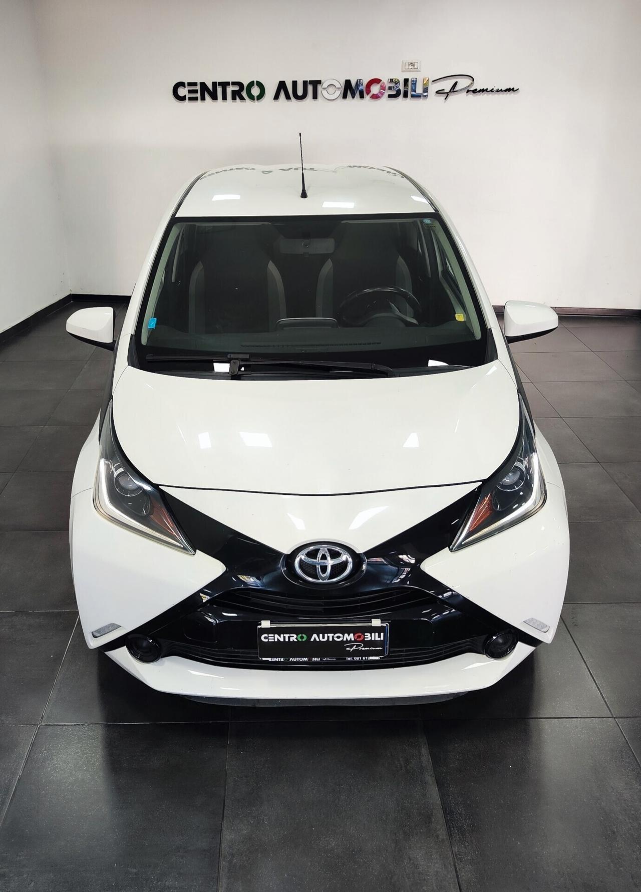Toyota Aygo 1.0 VVT-i 69 CV 5 porte x-wave