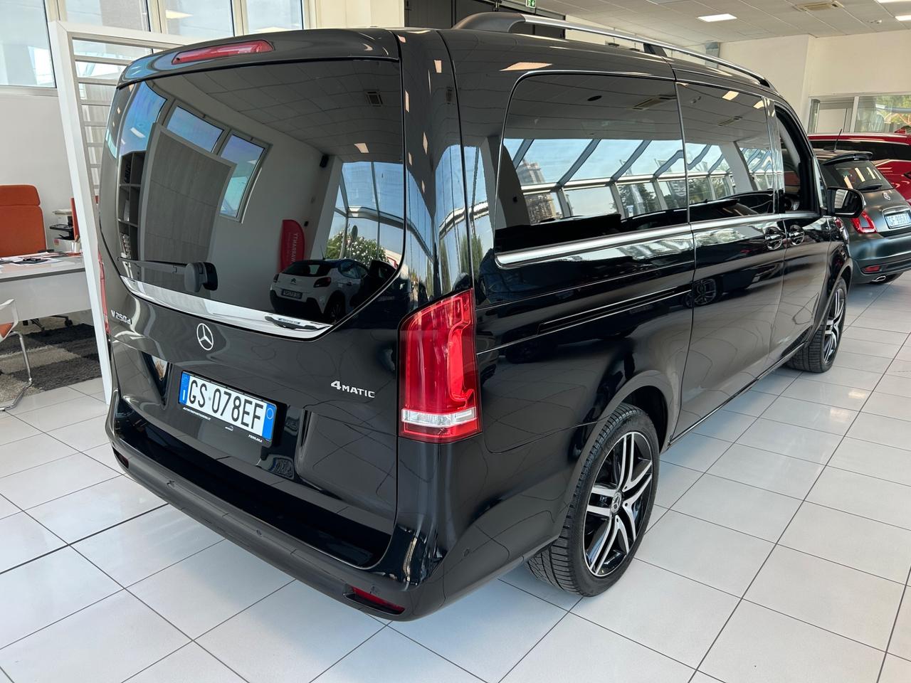 Mercedes-benz V 250 d Automatic 4Matic Premium Long