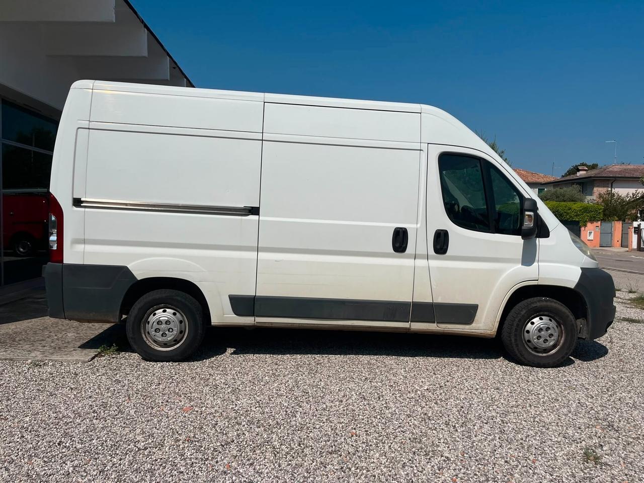 Peugeot BOXER 2.2 HDi L2H2 130CV