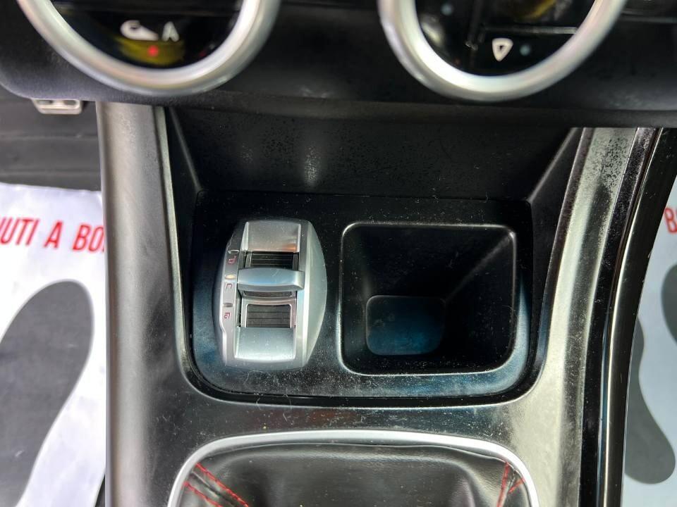 Alfa Romeo Giulietta 2.0 JTDm-2 140 CV Distinctive