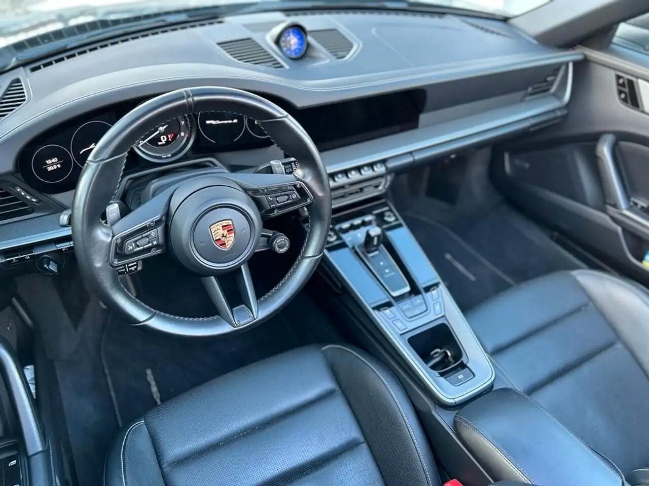 Porsche 911 Carrera 4S Cabriolet