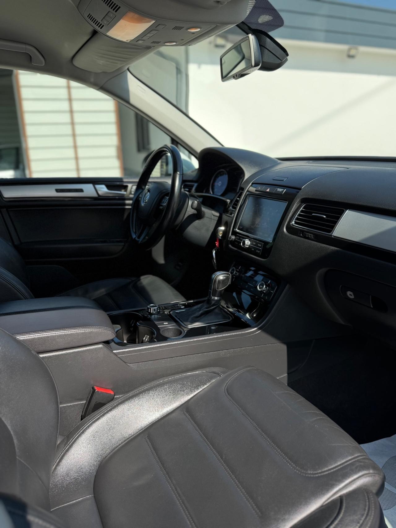 Volkswagen Touareg 3.0 TDI 245 CV tiptronic BlueMotion Techn. Executive