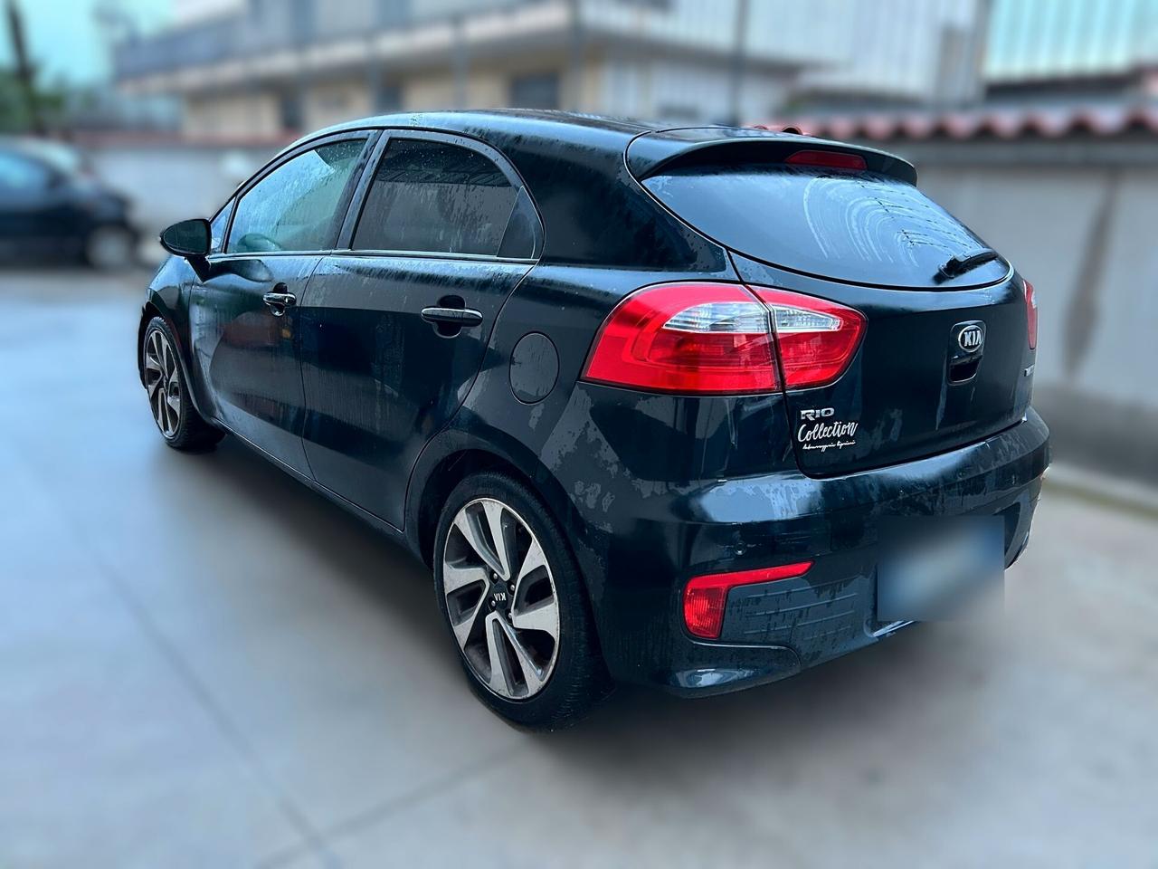 Kia Rio 1.4 CRDi 90CV - 2017 Incidentata