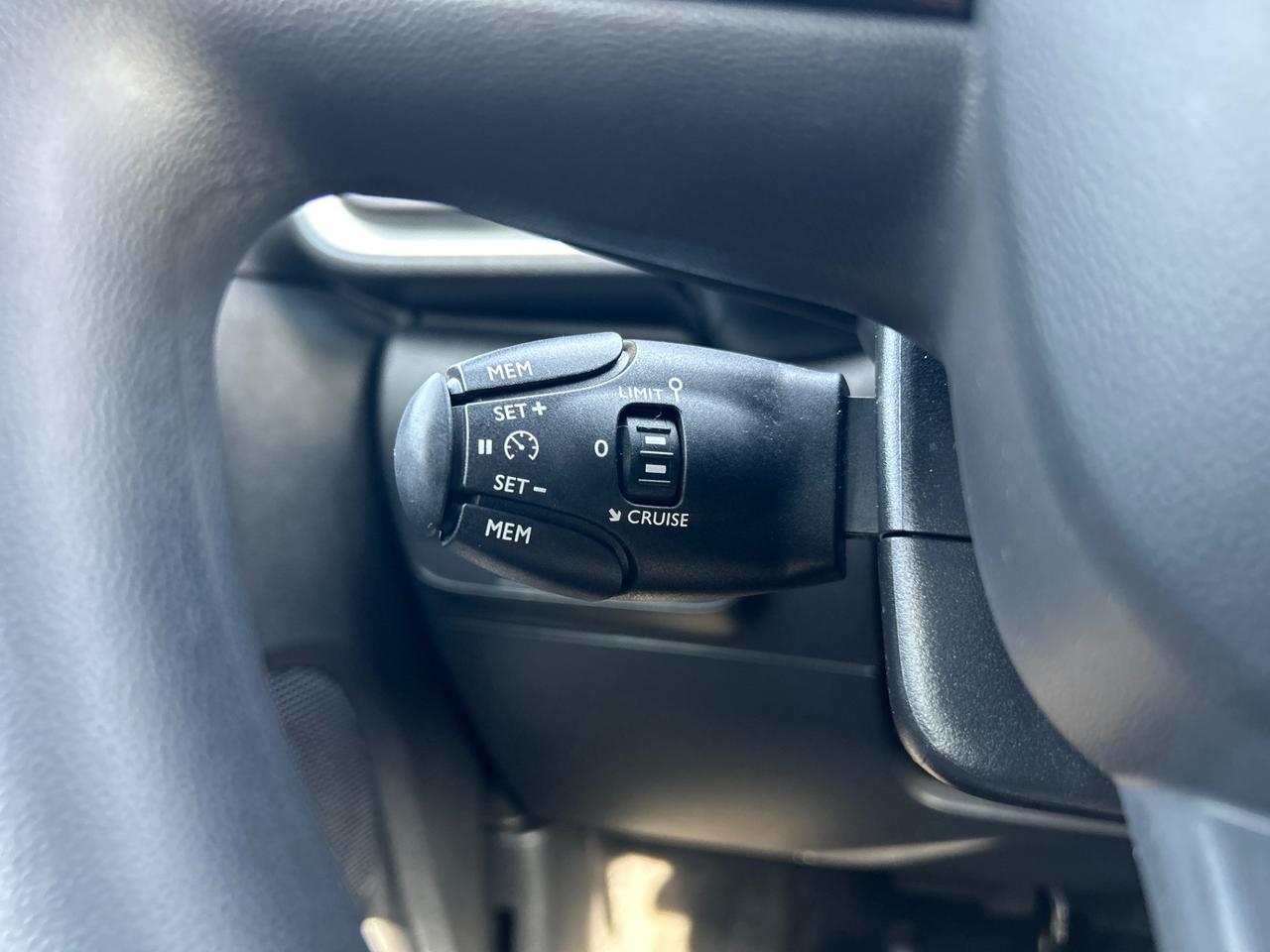 Citroen C3 1.2 puretech Shine s&s 110cv eat6 my20