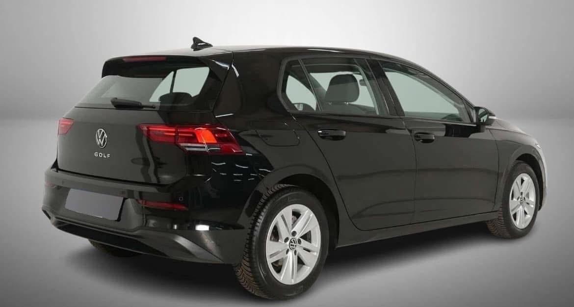 Volkswagen Golf 2.0 TDI 115 CV SCR Life AUTO A NOLEGGIO