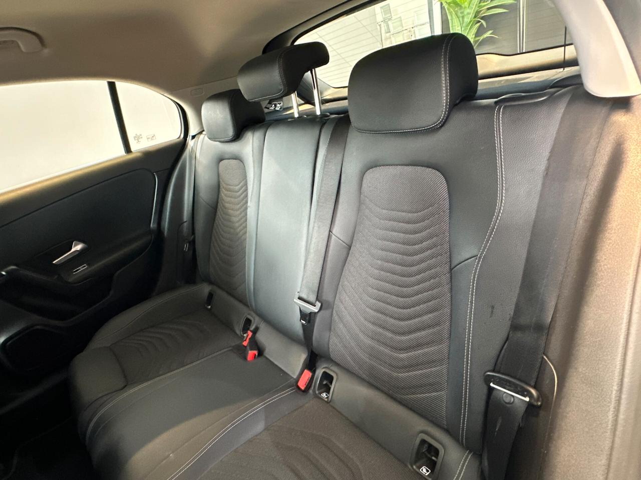 Mercedes-benz A 180 d Automatic Business