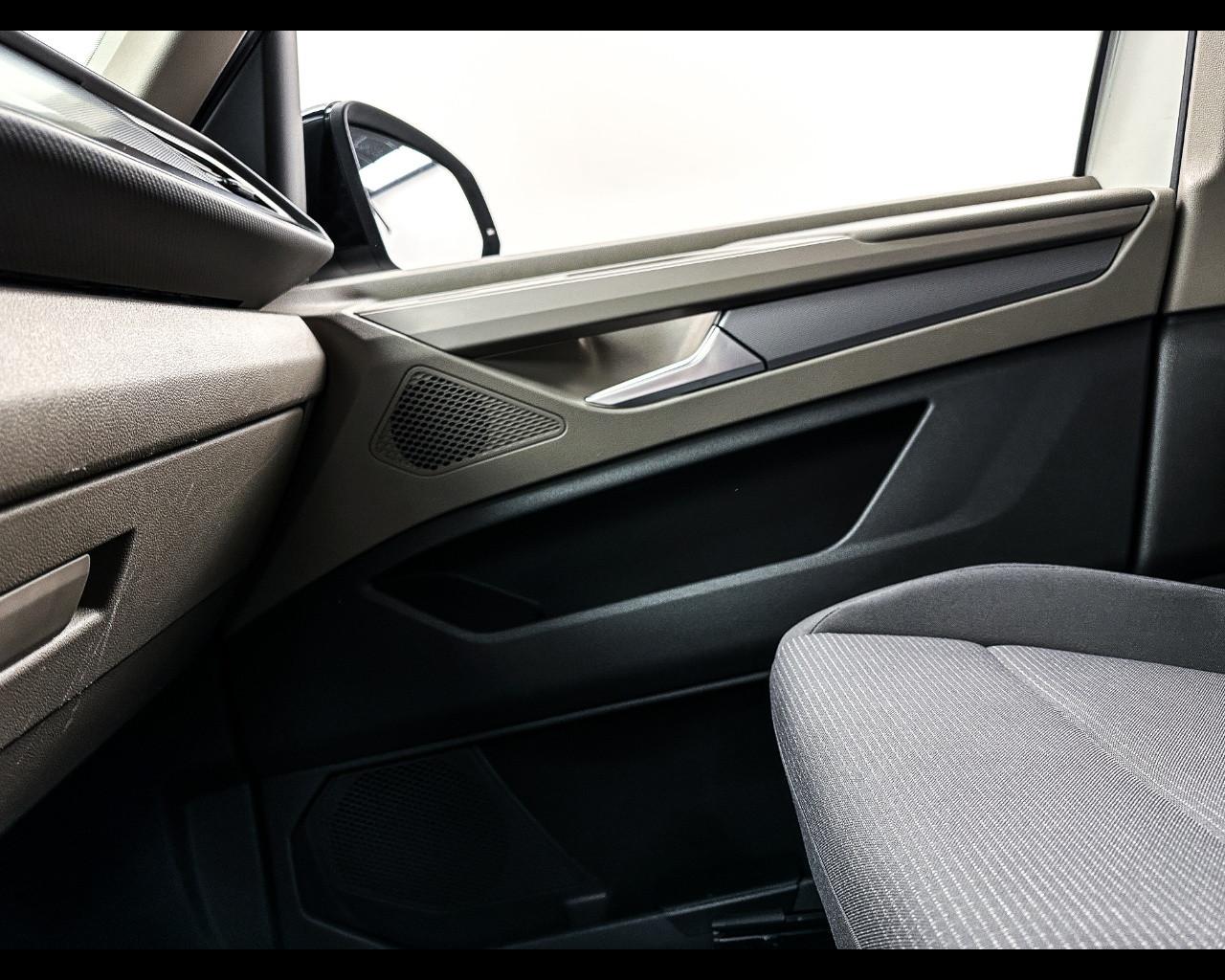 VOLKSWAGEN Multivan 7ª '21-> - Multivan 2.0 TDI 150CV DSG Space