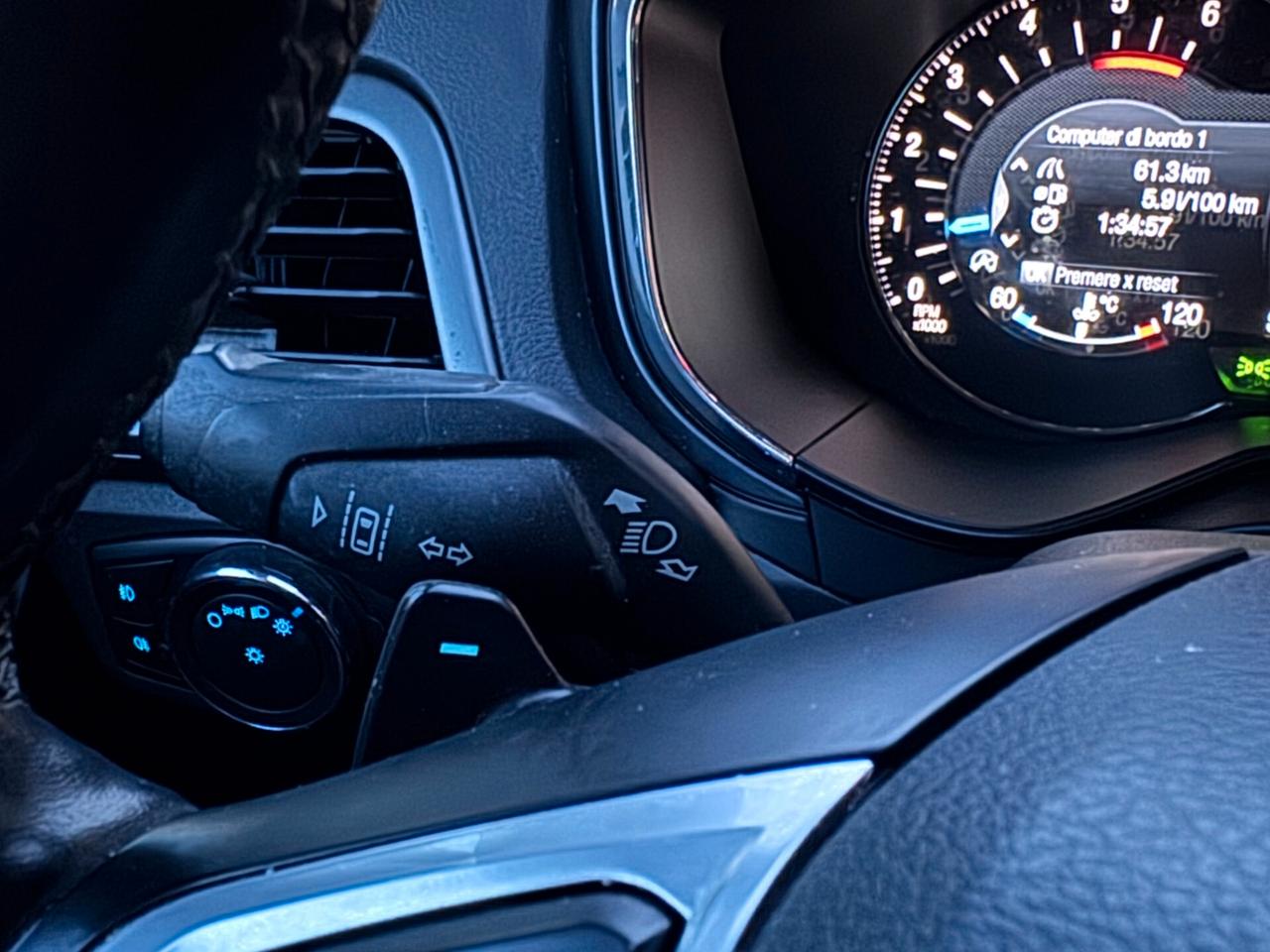 Ford Mondeo 2.0 TDCi 150 CV S&S Powershift Station Wagon Titanium