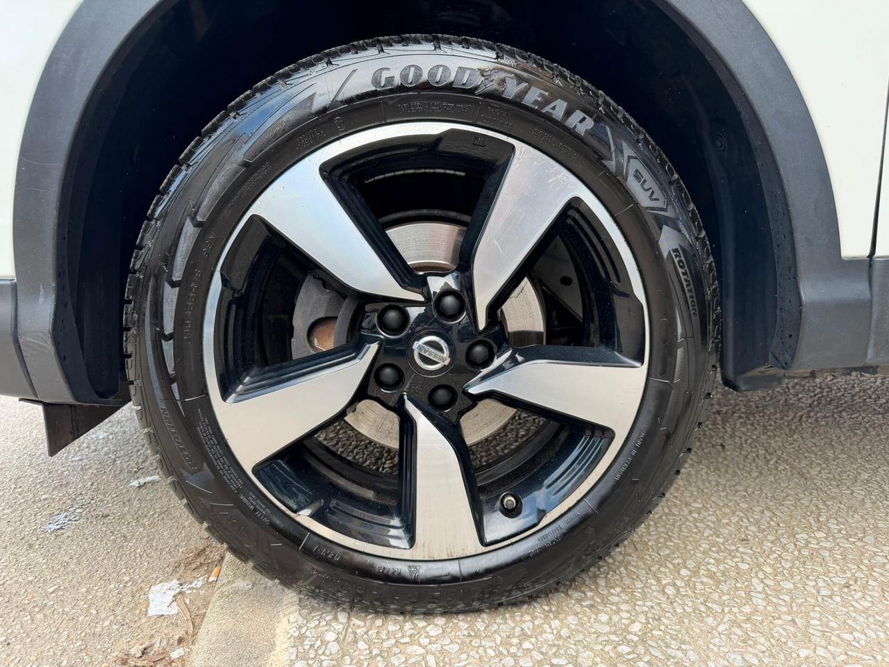 Nissan Qashqai 1.5 dCi N-Connecta Tetto/Retrocamera360/