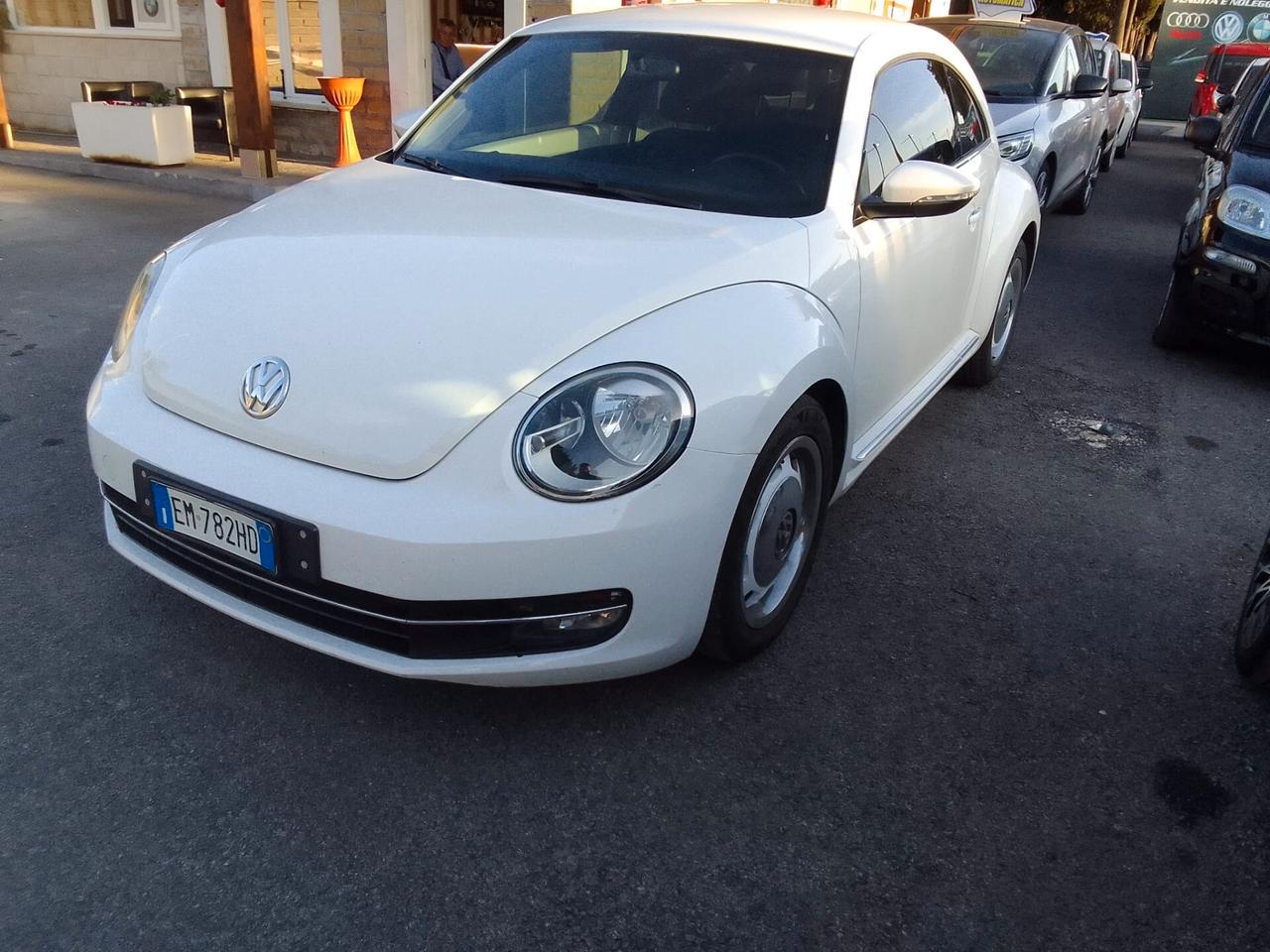 Volkswagen Maggiolino 1.6 TDI Design