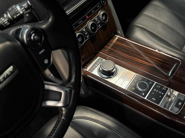 LAND ROVER Range Rover 3.0 TDV6 Autobiography