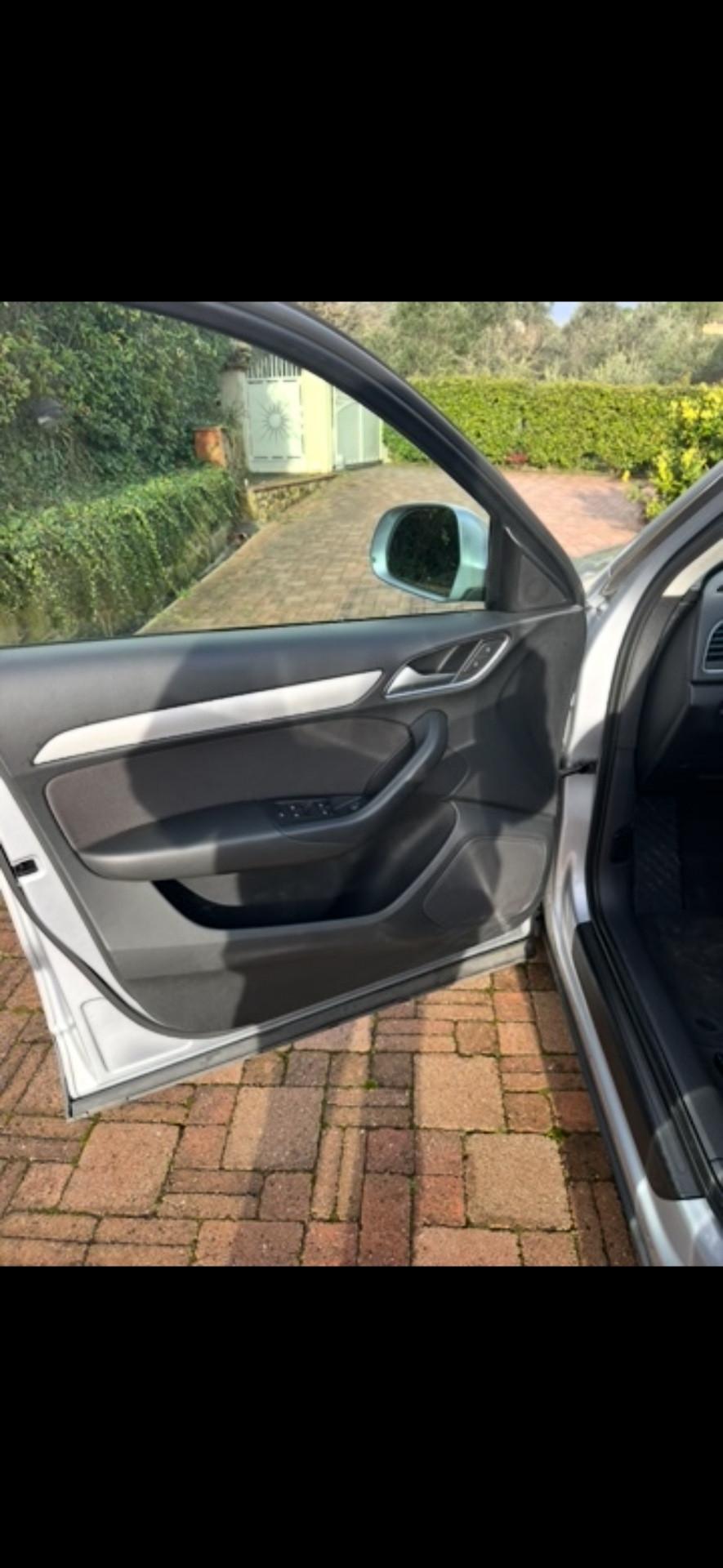 Audi Q3 2.0 TDI 150 CV quattro S tronic Business