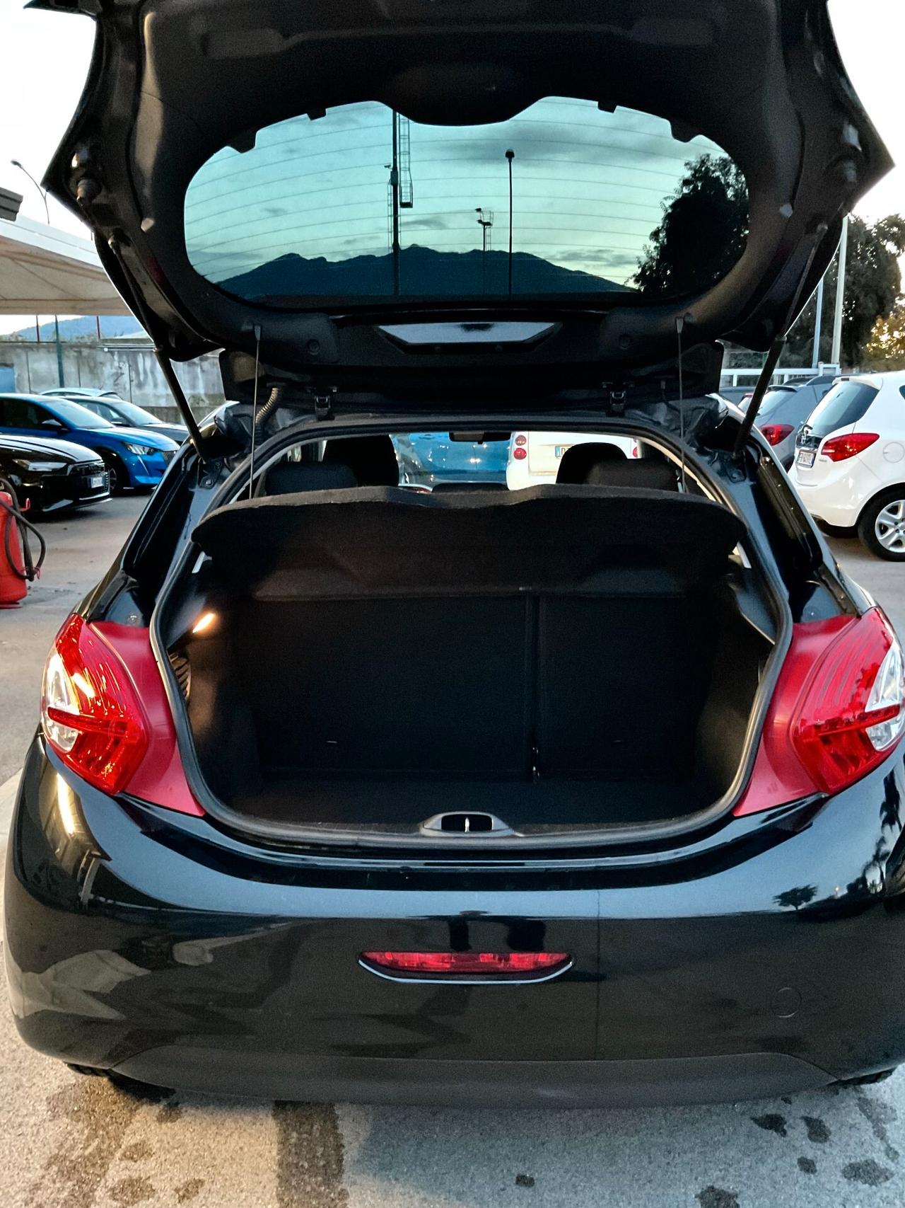 Peugeot 208 1.4 VTi 95 CV 5p. GPL Active