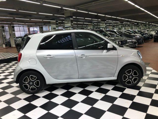 SMART ForFour 70 1.0 Passion