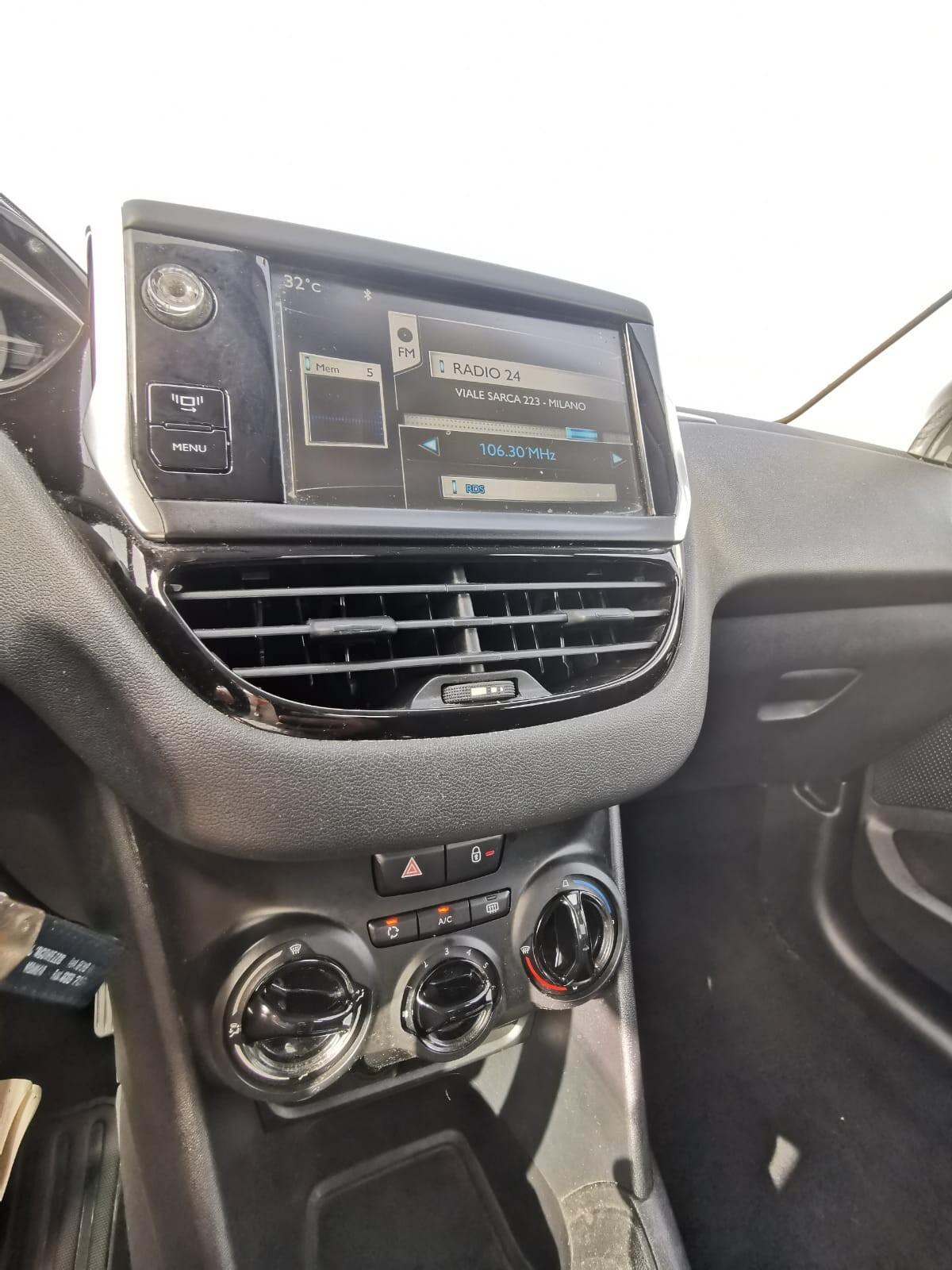 Peugeot 208 1.4 HDi 68 CV 5P. Active SUPERPREZZO