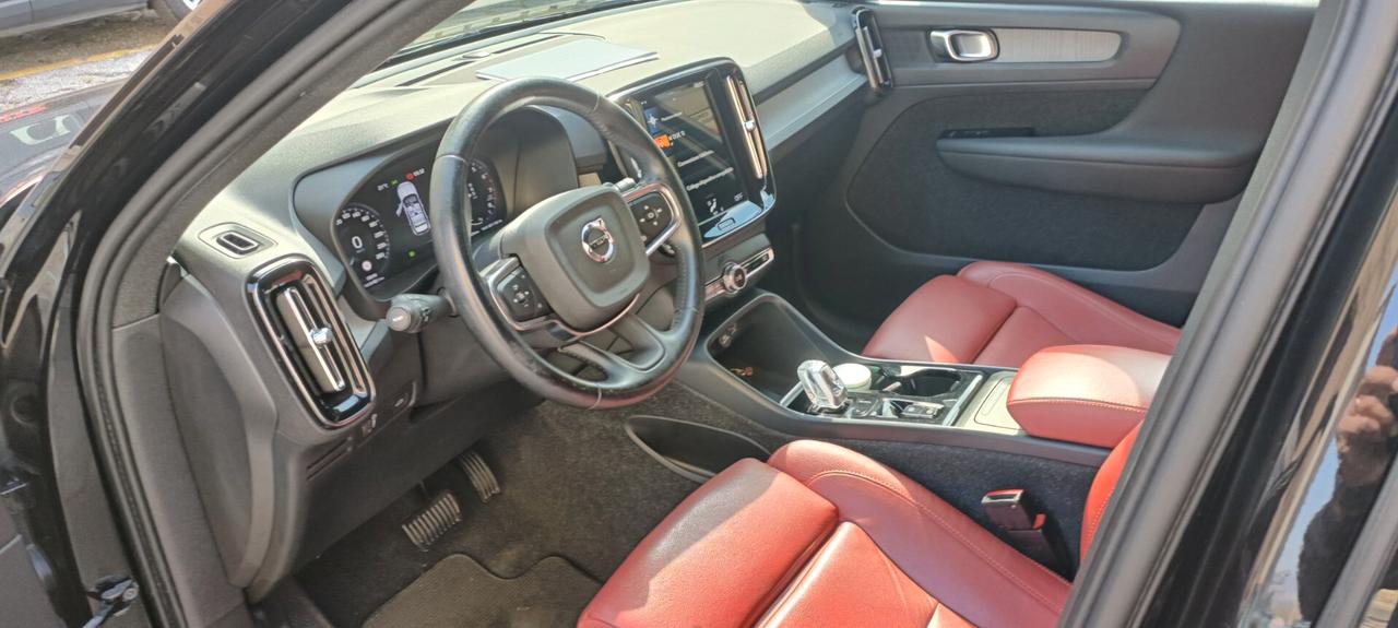 Volvo XC40 T3 Geartronic R-design