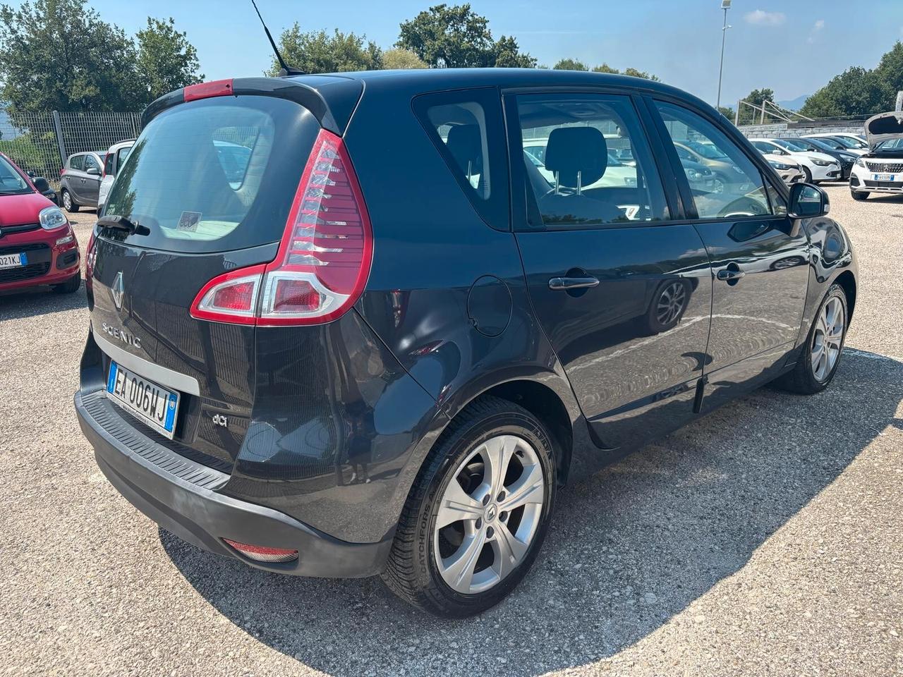 Renault Scenic X-Mod 1.5 dCi - 2010