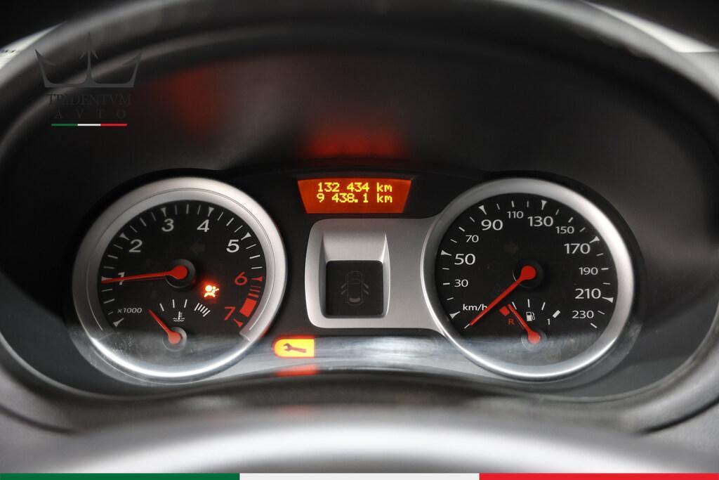 Renault Clio 1.2 16v Dynamique 5p