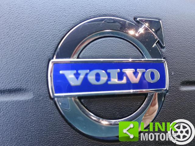 VOLVO V40 D2 1.6 Summum