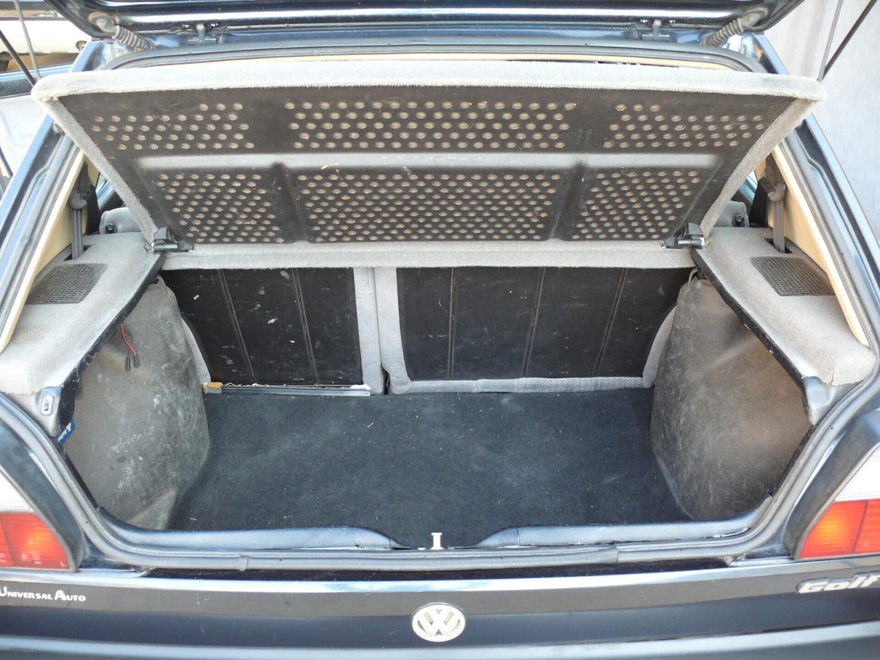 Volkswagen Golf 1600 5 porte GL (M0978)