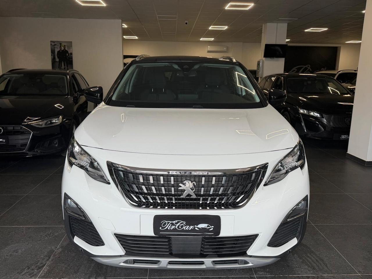 PEUGEOT 3008 1.6 BLUEHDI 120CV OK NEOPATENTATO NAVI CAM ANNO 2017