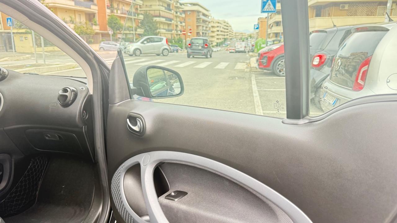 Smart ForTwo 70 1.0 Passion LED PANORAMA PACK SPORT PDC CERCHI 16