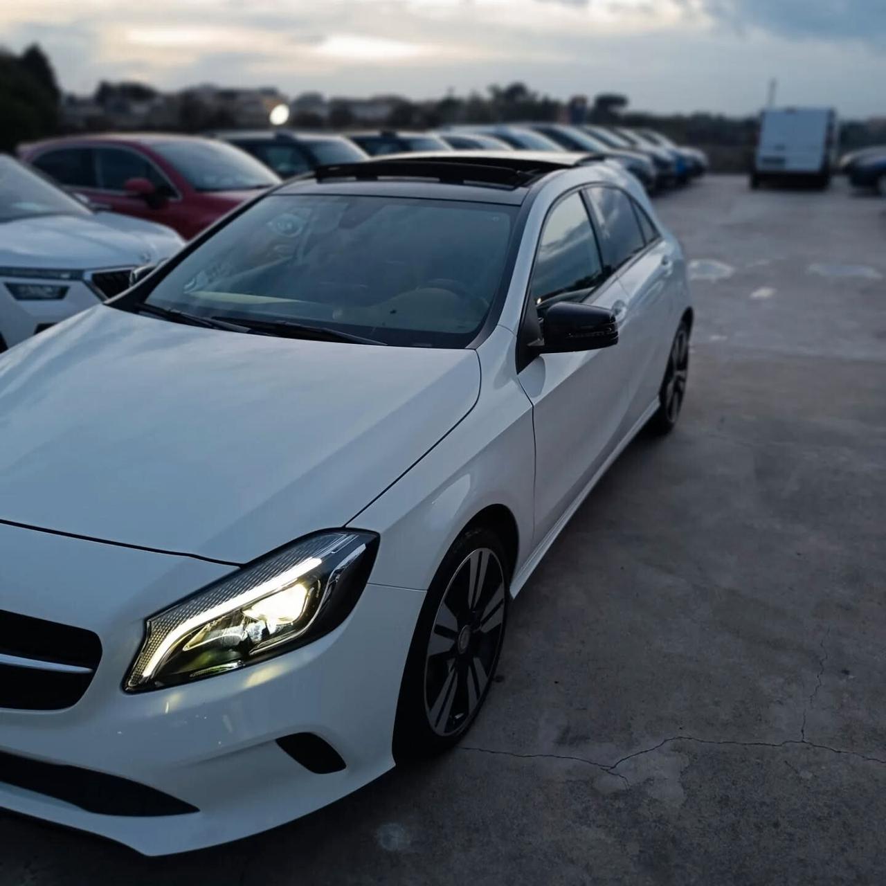 Mercedes-benz A 160 d Sport NIGHTPACK TETTO APRIBILE