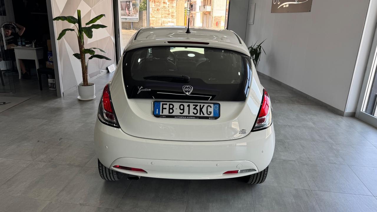 Lancia Ypsilon 1.2 69 CV 5 porte Gold