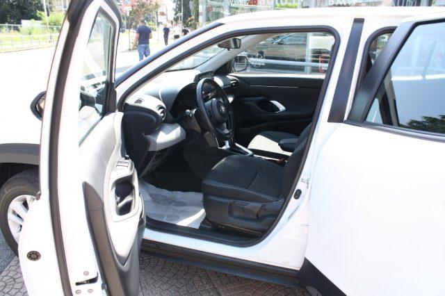 TOYOTA Yaris Cross 1.5 Hybrid 5p. E-CVT Business