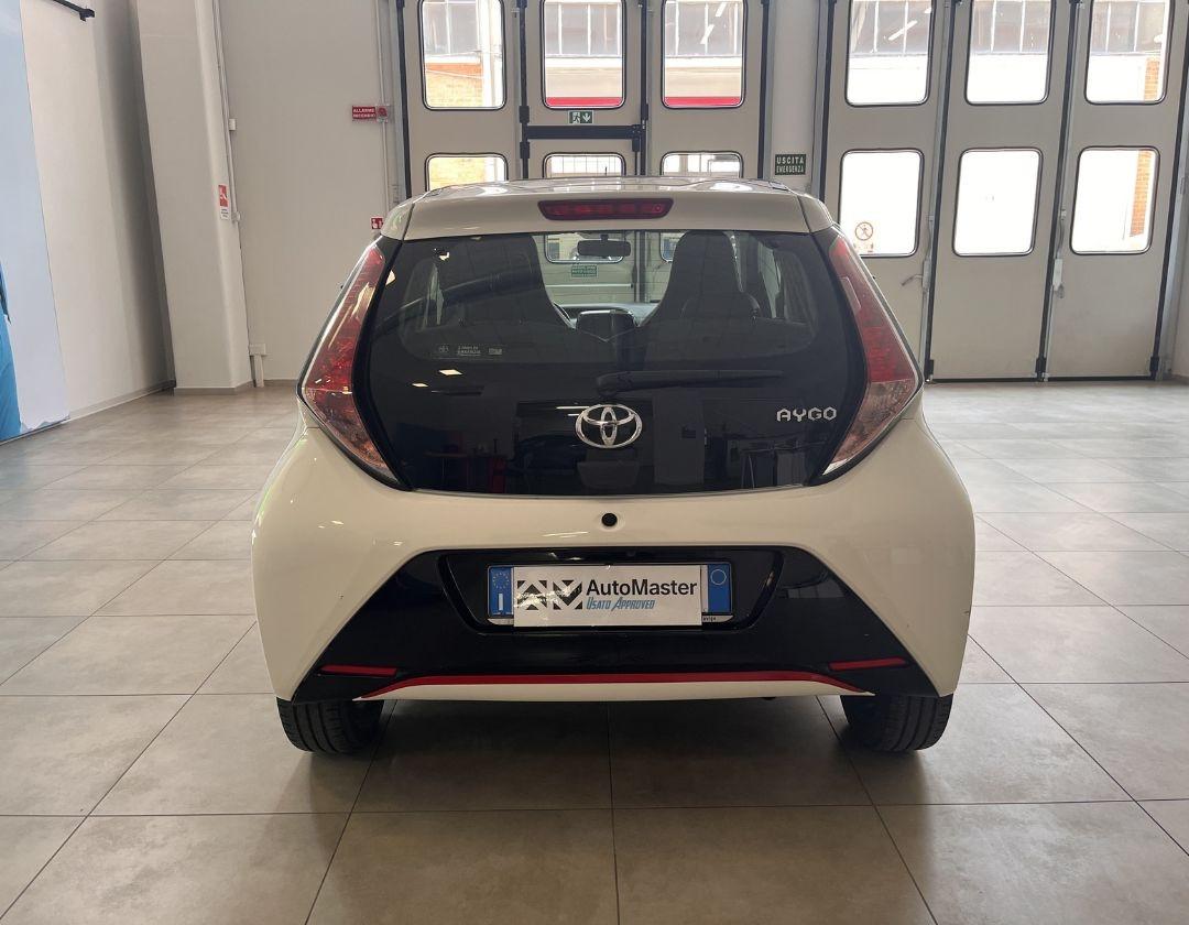 TOYOTA Aygo 2ª serie - Aygo 1.0 VVT-i 69 CV 5 porte x-cool