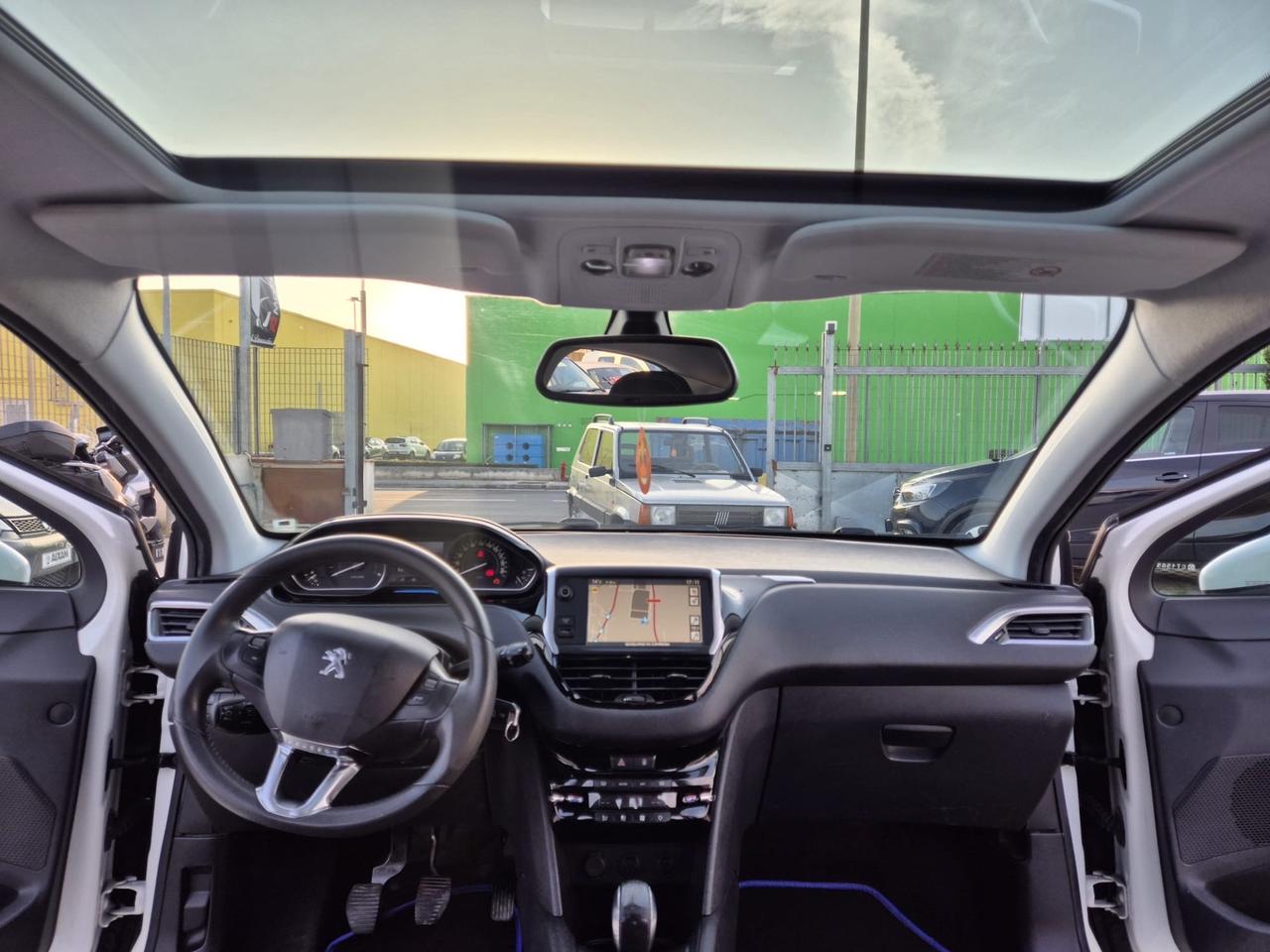 Peugeot 208 1.4 HDi 68 CV 5 porte Allure TETTO PANORAMICO