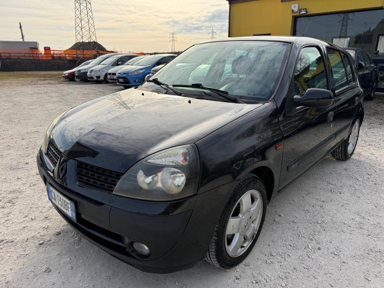Renault Clio 1.4 16V cat 5 porte Privilège