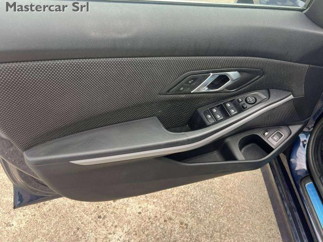 BMW 320 Serie 3 G21 2022 Touring 320e Touring auto - GT486